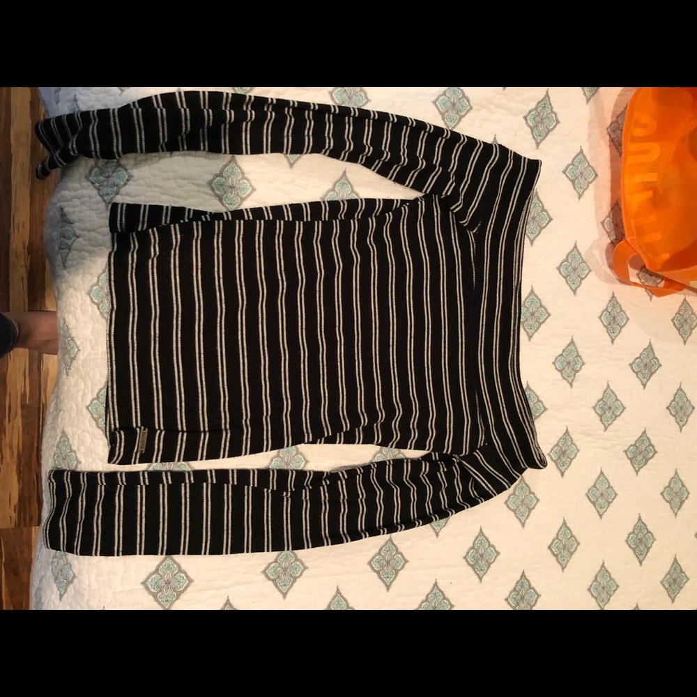hollister off the shoulder top